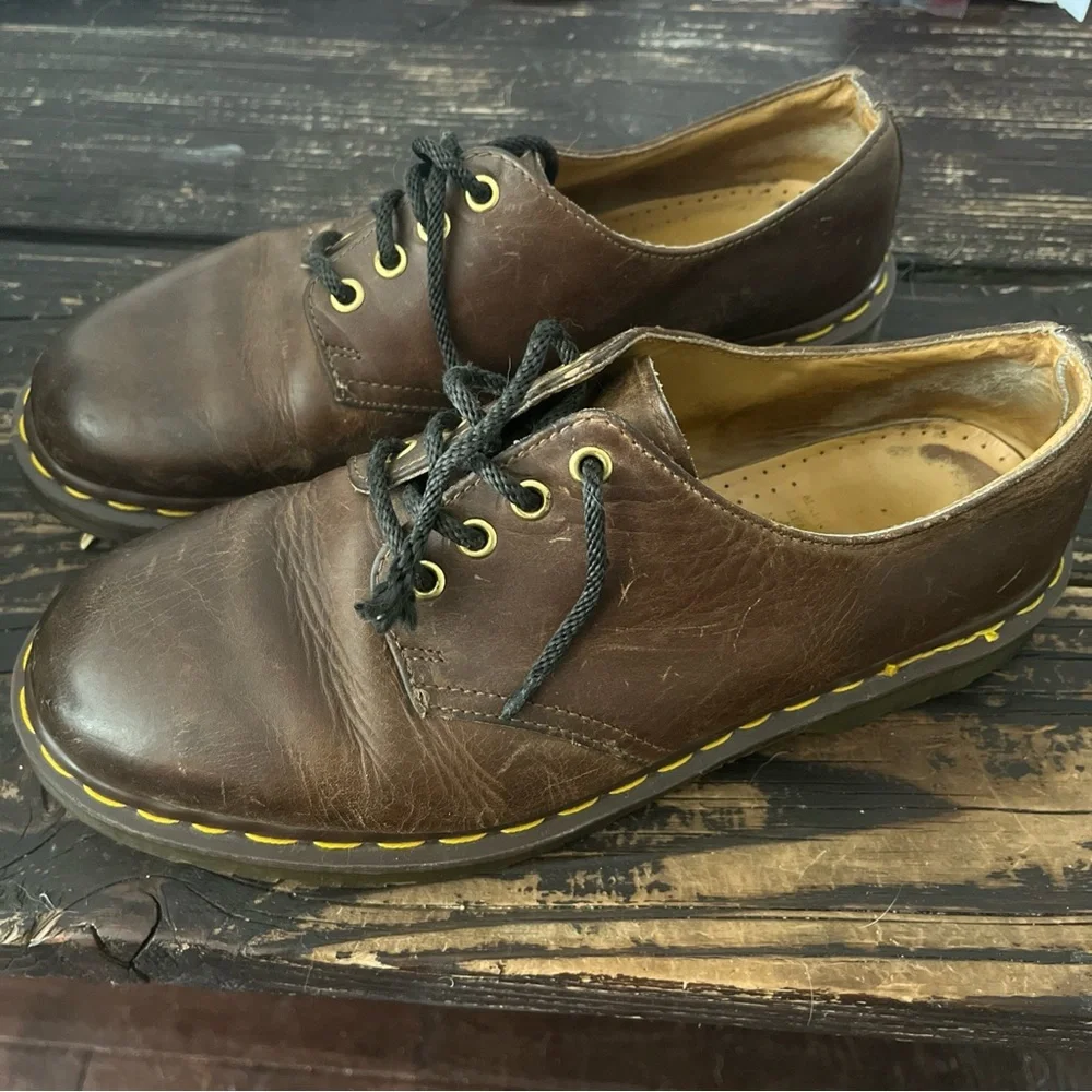 Vintage Doc Dr Martens 1561 Made in England 4 Eyelet Oxford Brown Leather Shoes